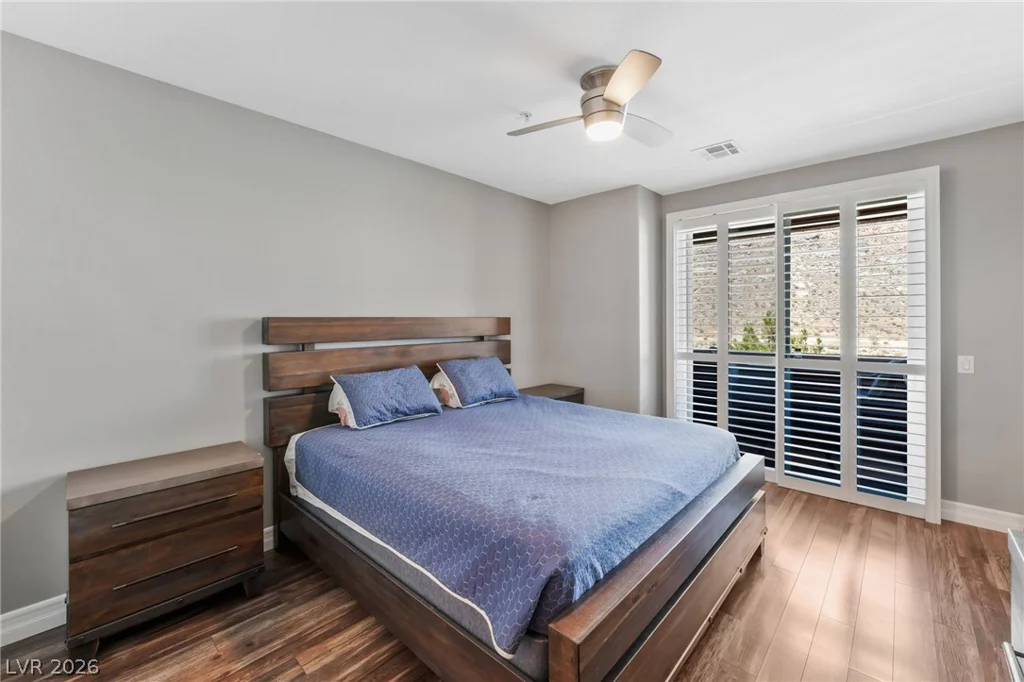 3975 Hualapai, Las Vegas, NV 89129