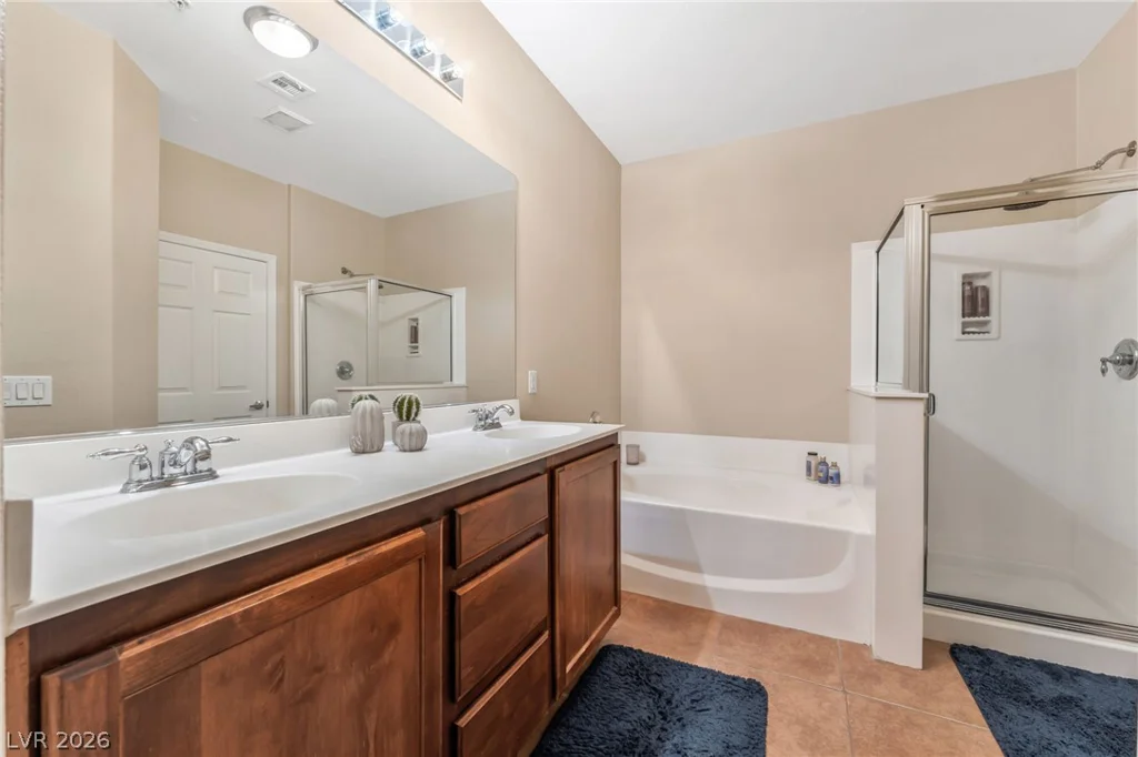 3975 Hualapai, Las Vegas, NV 89129