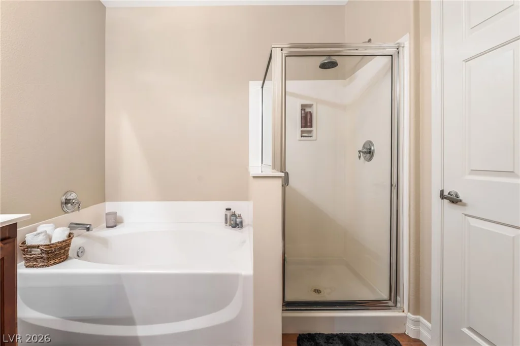 3975 Hualapai, Las Vegas, NV 89129