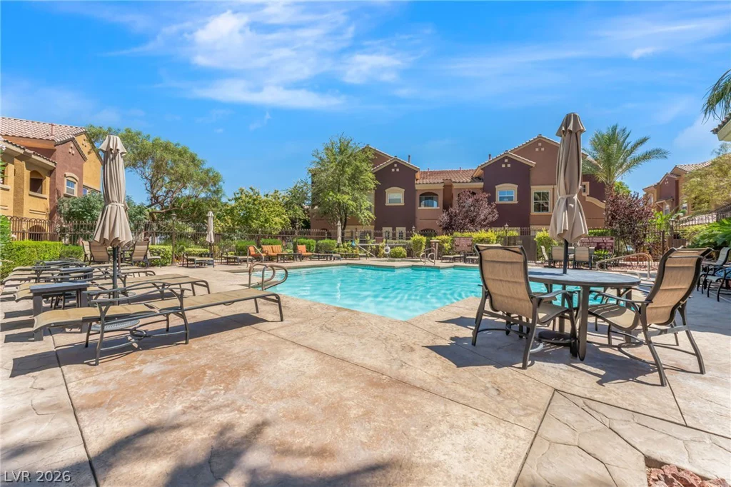 3975 Hualapai, Las Vegas, NV 89129