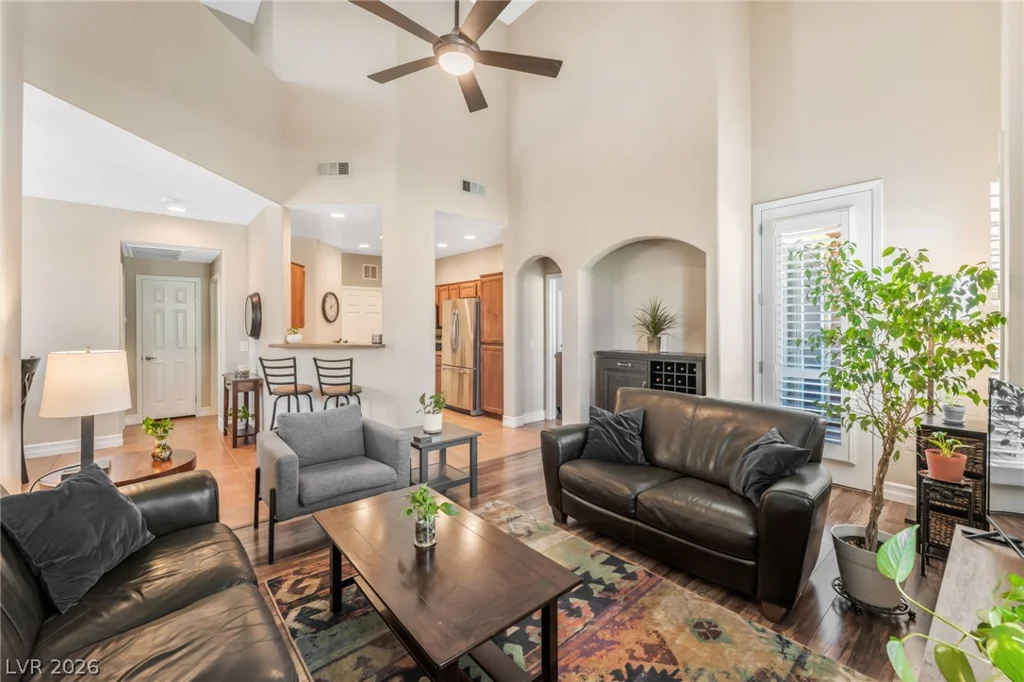 3975 Hualapai, Las Vegas, NV 89129