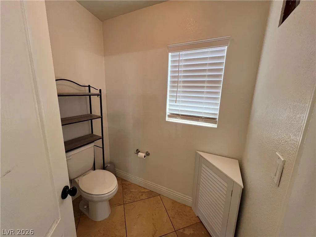 6405 Raptor, North Las Vegas, NV 89084