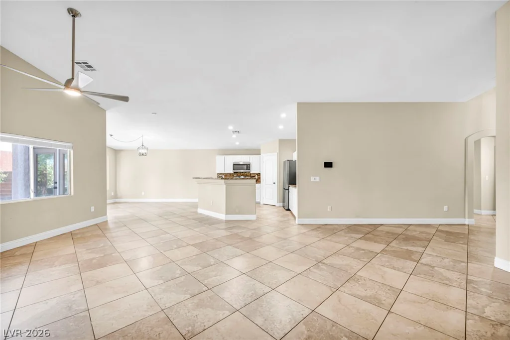 6405 Raptor, North Las Vegas, NV 89084
