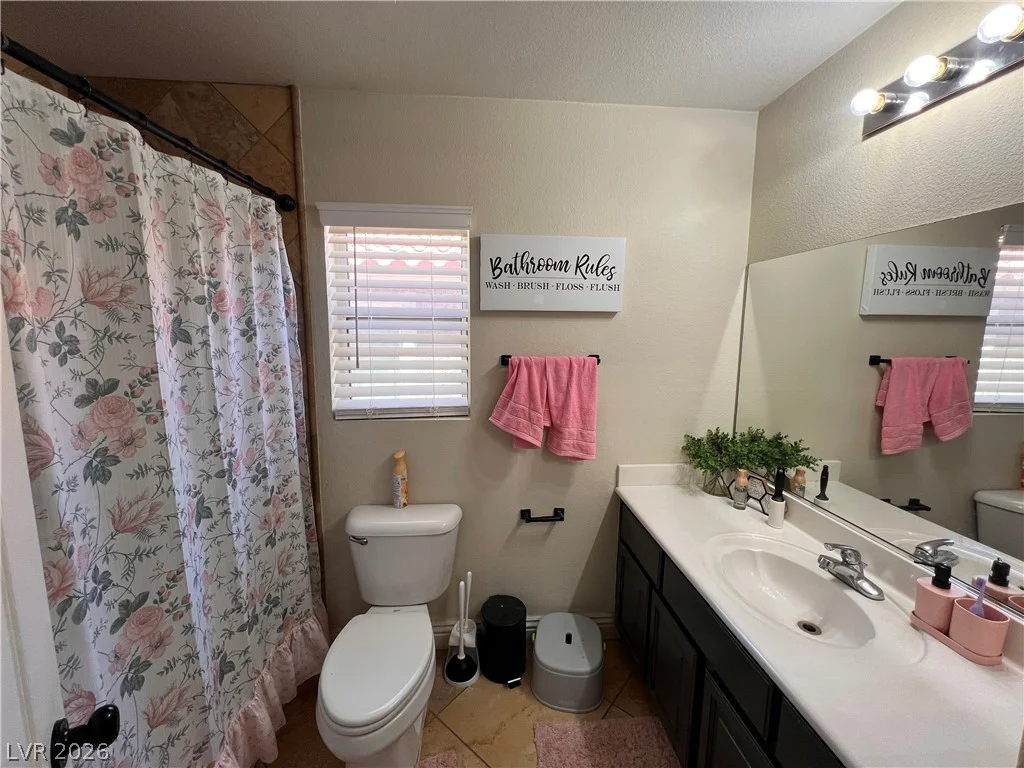 6405 Raptor, North Las Vegas, NV 89084