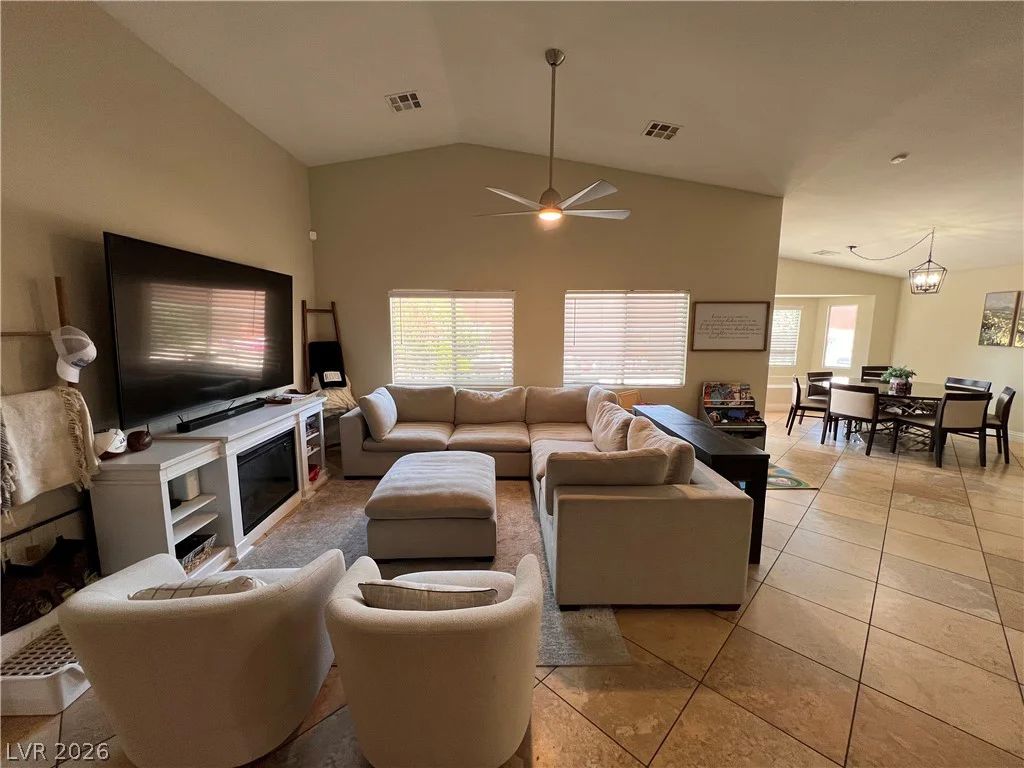 6405 Raptor, North Las Vegas, NV 89084