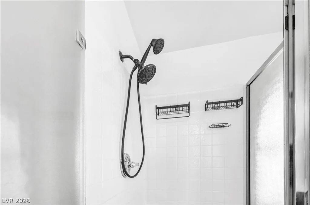 6405 Raptor, North Las Vegas, NV 89084