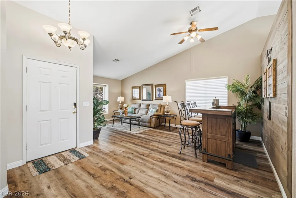 8021 Canyon Wren, Las Vegas, NV 89149