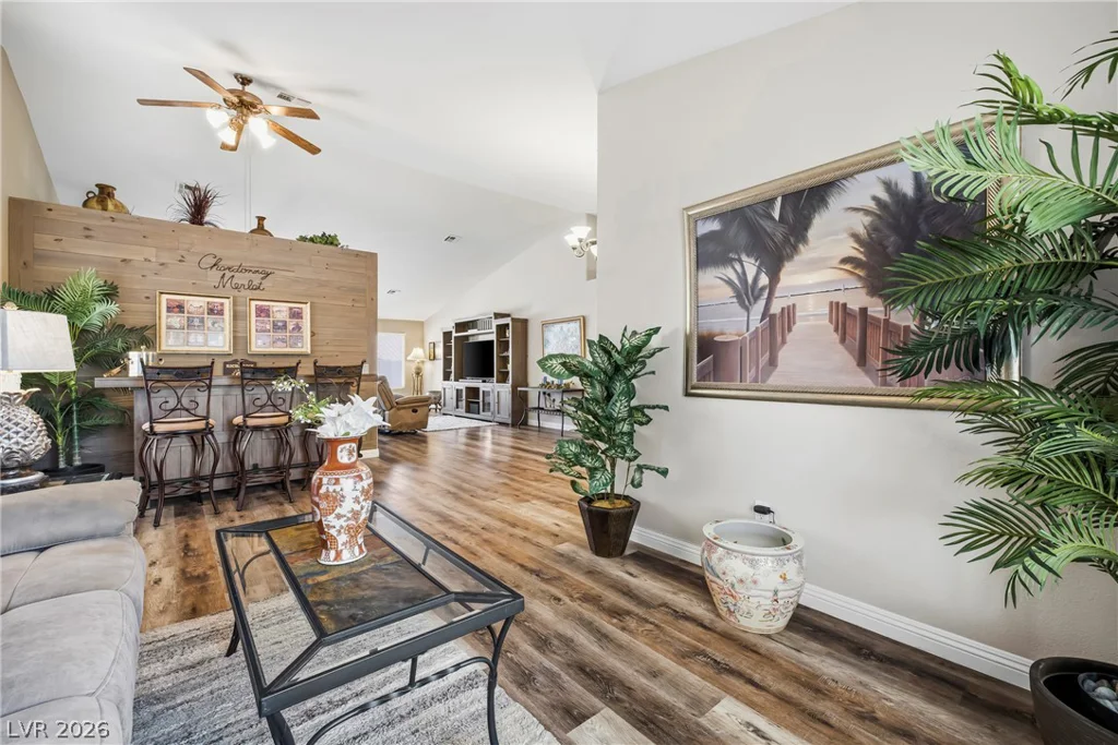 8021 Canyon Wren, Las Vegas, NV 89149