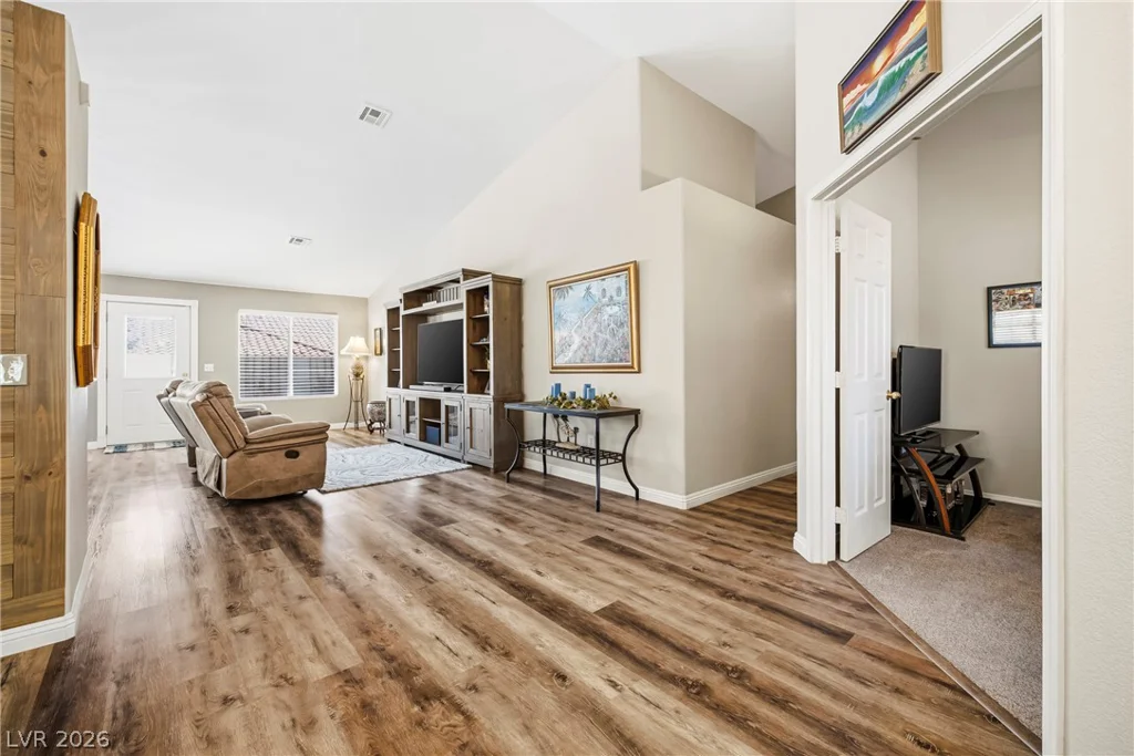 8021 Canyon Wren, Las Vegas, NV 89149