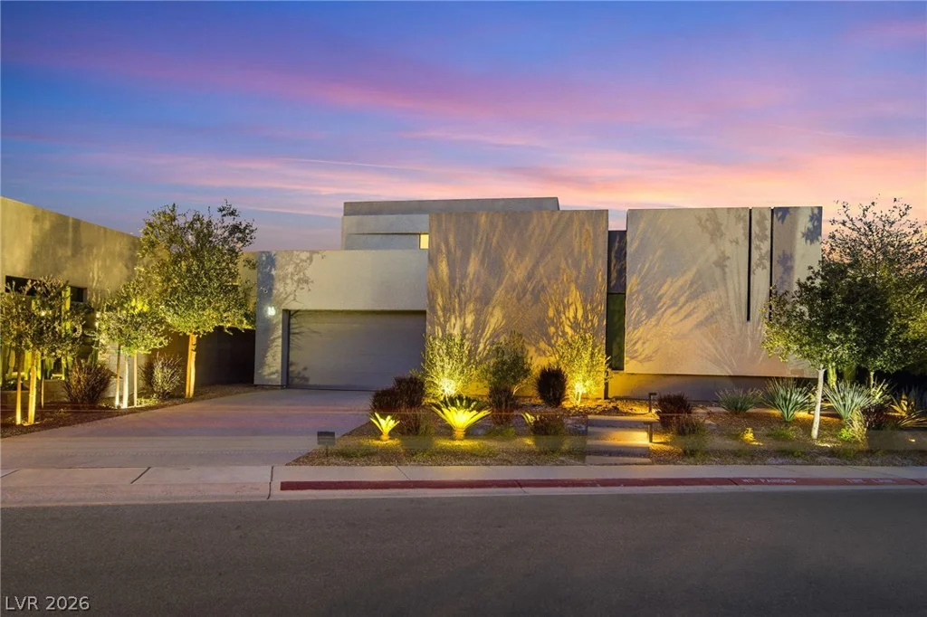 16 Canyon Shores, Henderson, NV 89011