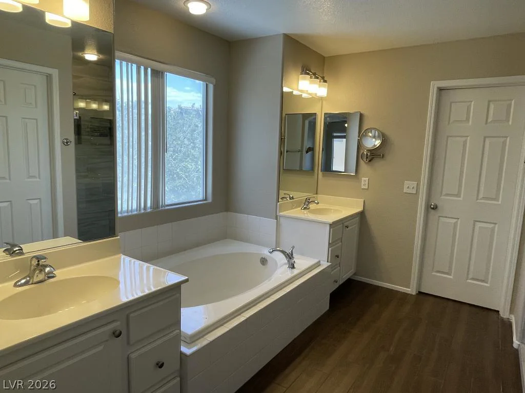 5301 Appleside, North Las Vegas, NV 89031