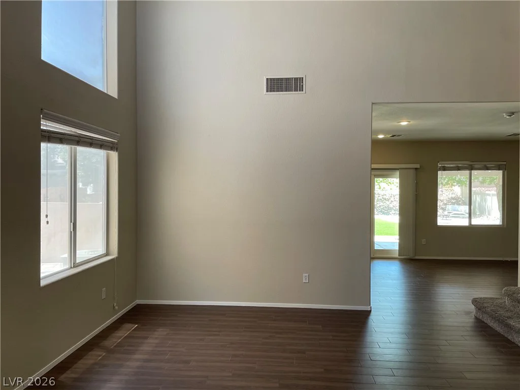 5301 Appleside, North Las Vegas, NV 89031