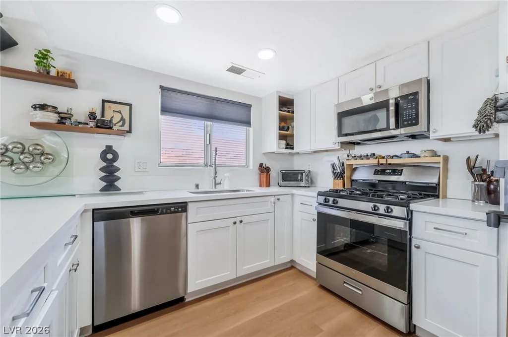 553 Zuber, Henderson, NV 89011