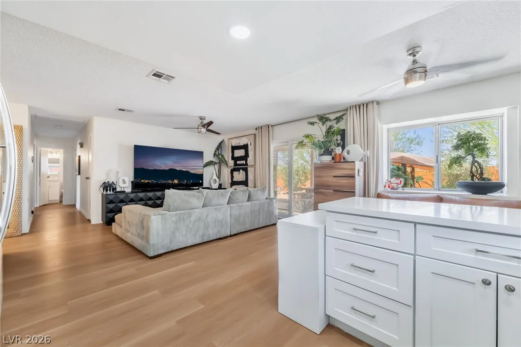 553 Zuber, Henderson, NV 89011