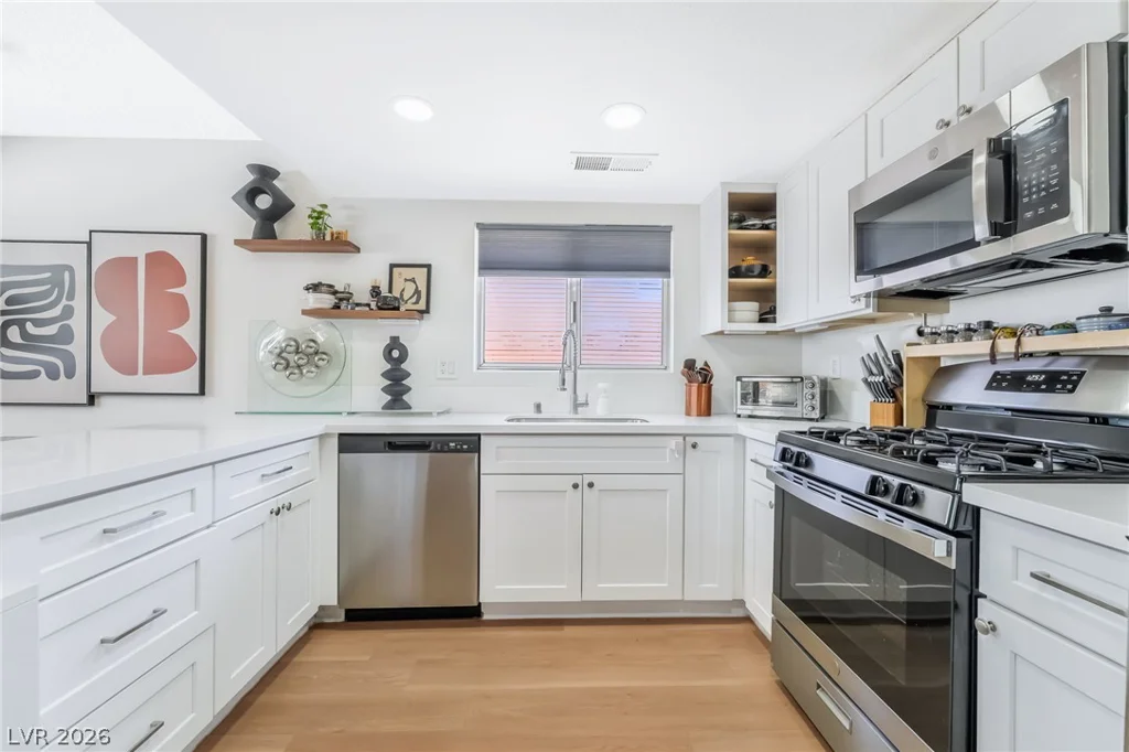 553 Zuber, Henderson, NV 89011