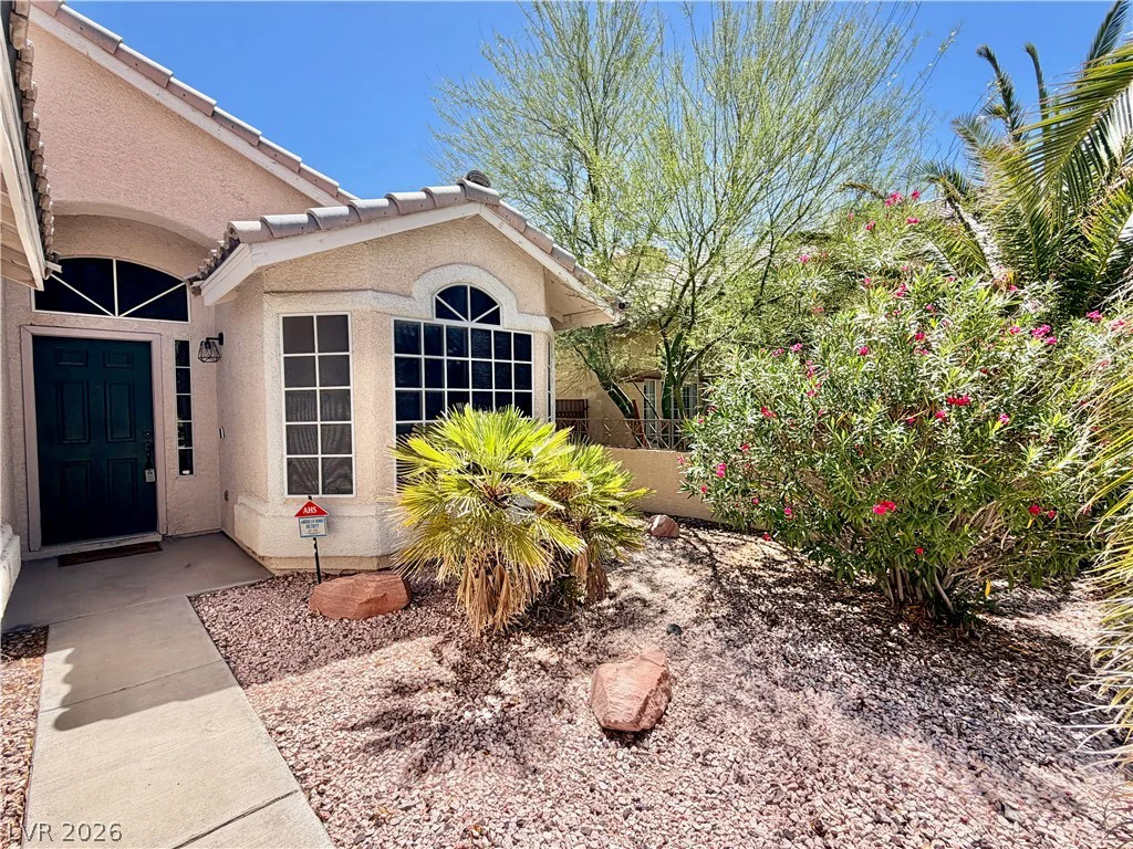 2212 Crestline Falls, Las Vegas, NV 89134