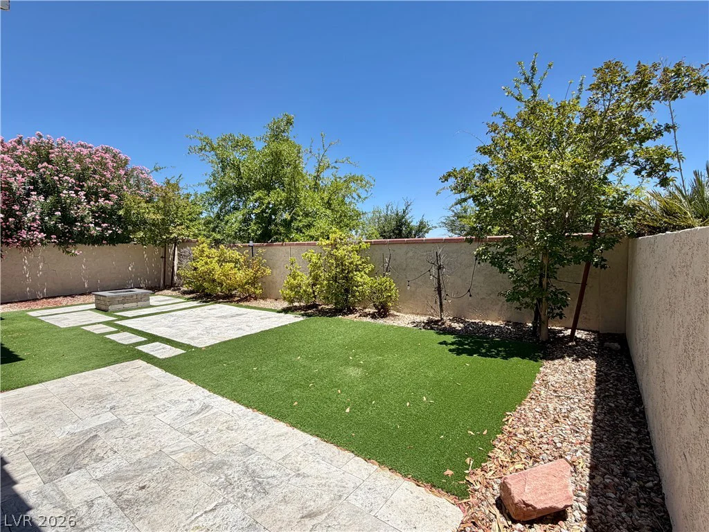 2212 Crestline Falls, Las Vegas, NV 89134