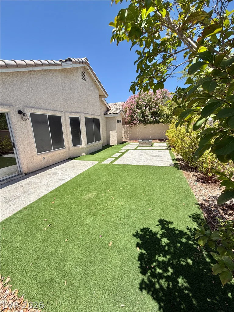 2212 Crestline Falls, Las Vegas, NV 89134