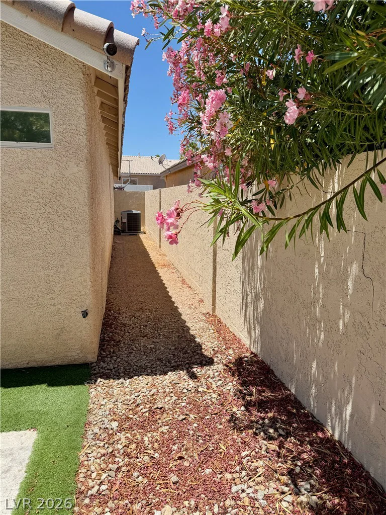 2212 Crestline Falls, Las Vegas, NV 89134