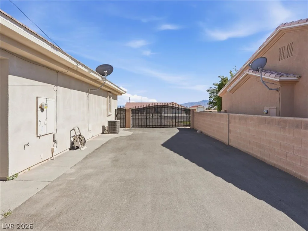 600 Jaybird, Pahrump, NV 89048