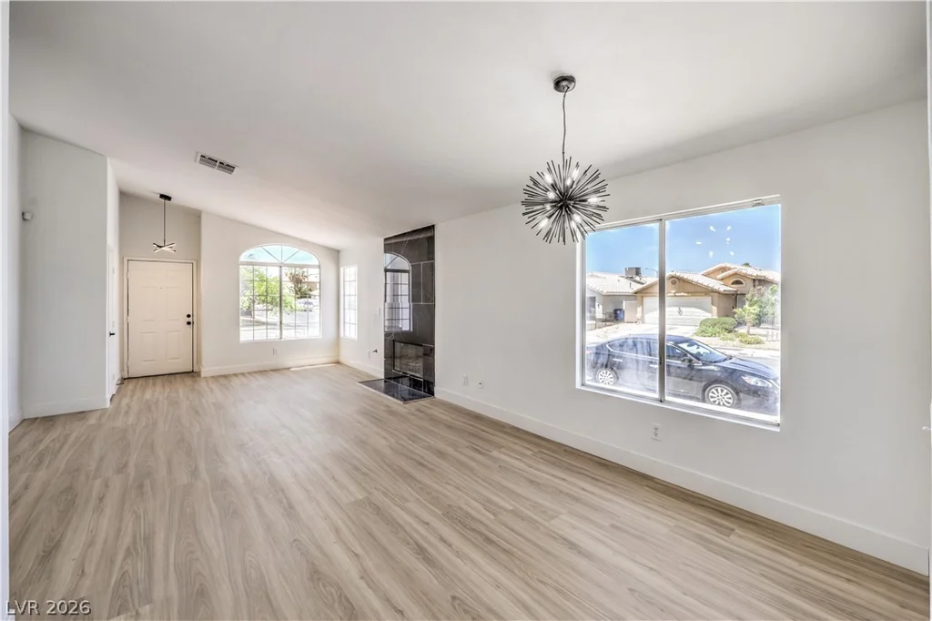 6340 Dallaswood, Las Vegas, NV 89156