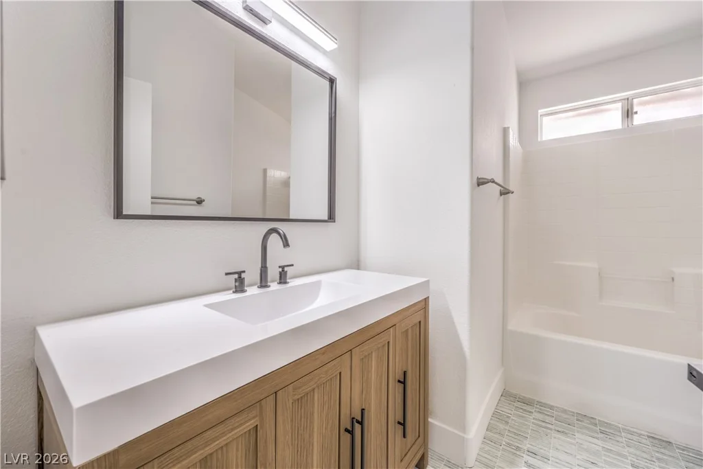6340 Dallaswood, Las Vegas, NV 89156