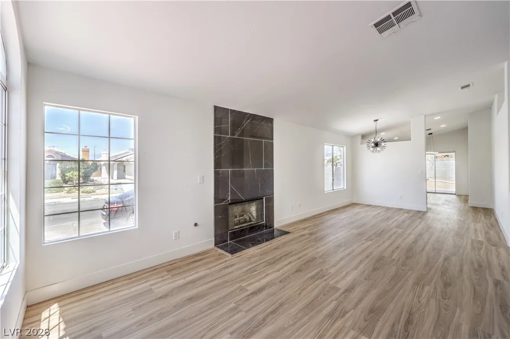 6340 Dallaswood, Las Vegas, NV 89156