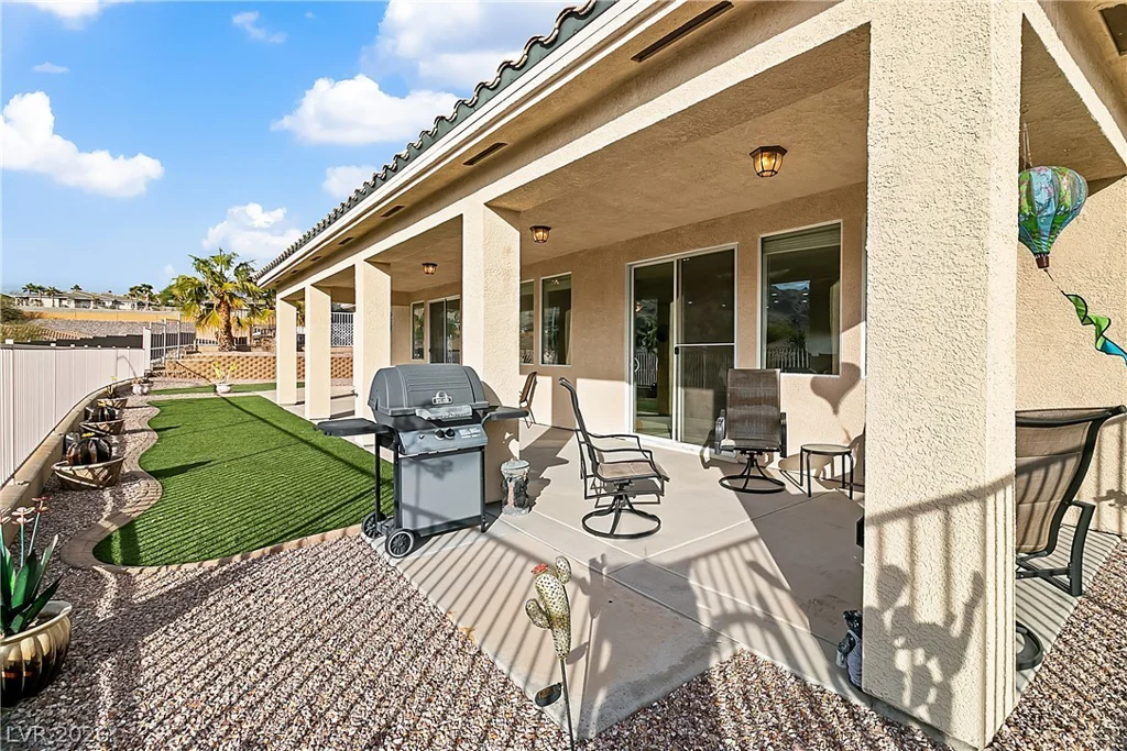 3505 Cottage Meadow, Laughlin, NV 89029