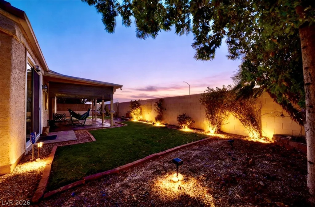 9195 Dawn Garden, Las Vegas, NV 89147