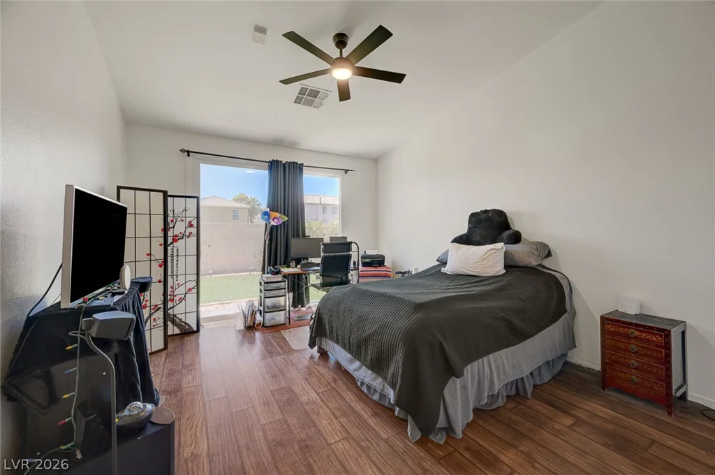 9195 Dawn Garden, Las Vegas, NV 89147