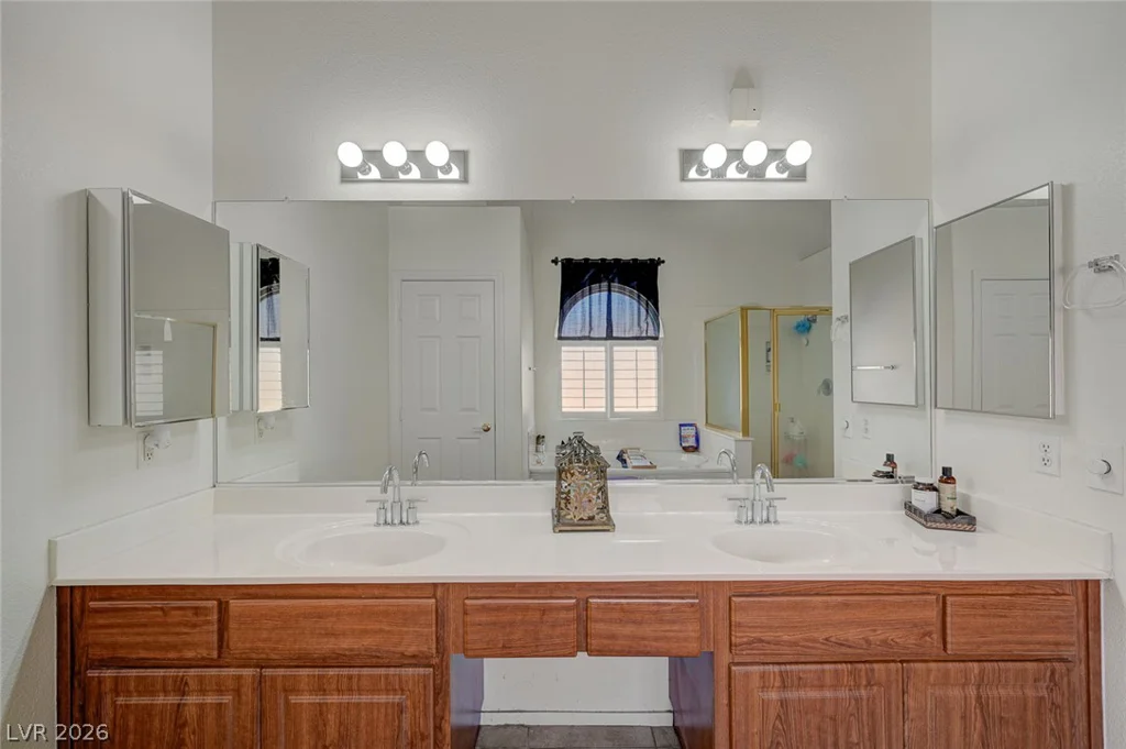 9195 Dawn Garden, Las Vegas, NV 89147