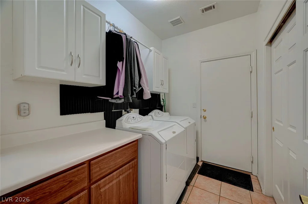 9195 Dawn Garden, Las Vegas, NV 89147