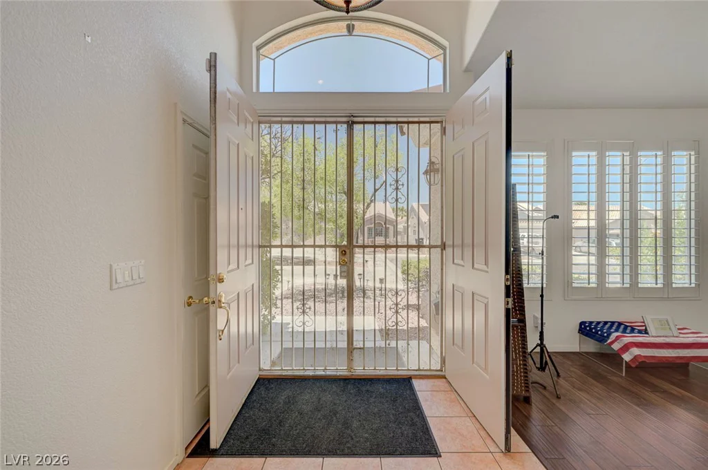 9195 Dawn Garden, Las Vegas, NV 89147