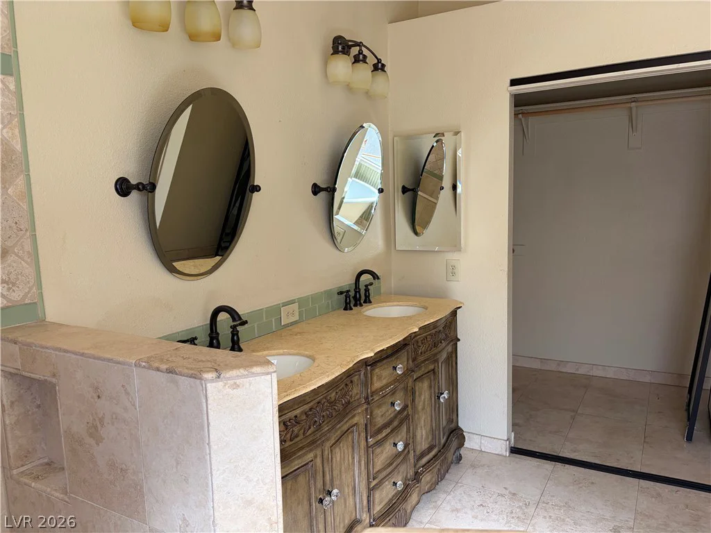 2536 Seascape, Las Vegas, NV 89128