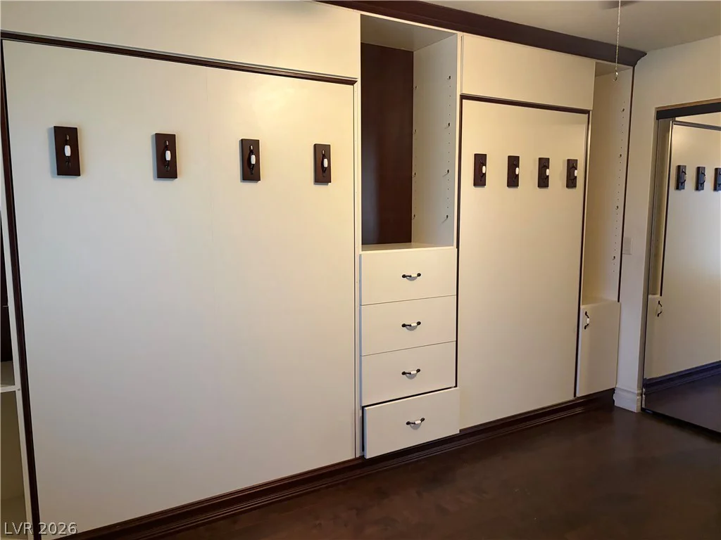 2536 Seascape, Las Vegas, NV 89128