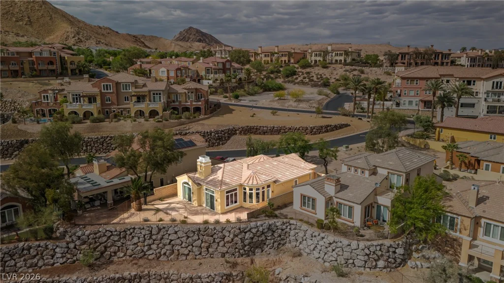 32 Cerchio Basso, Henderson, NV 89011