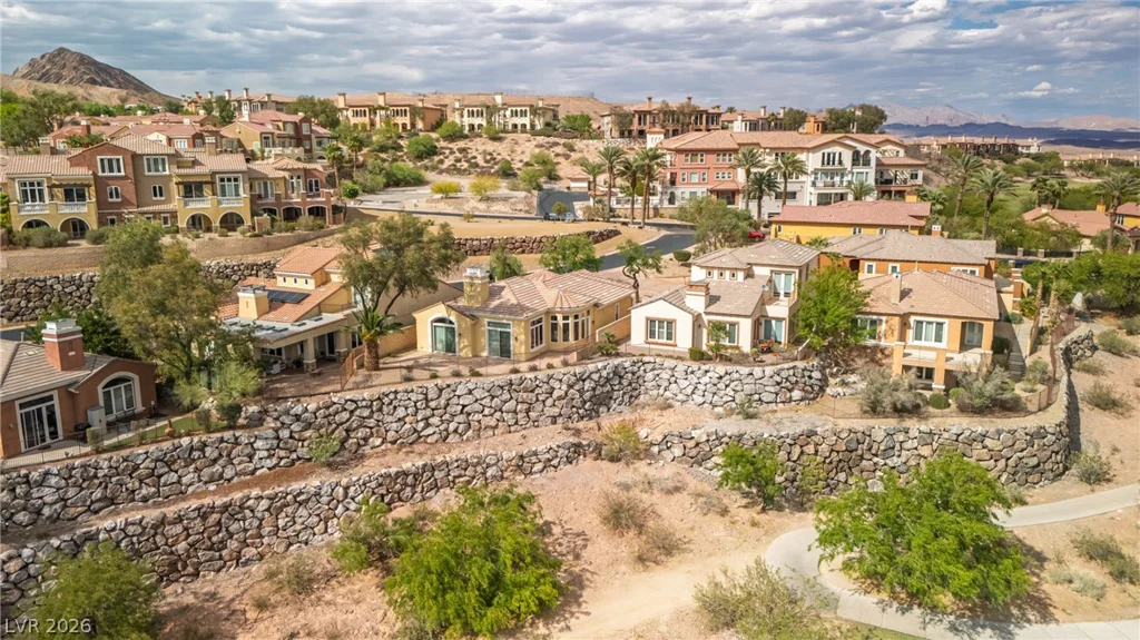 32 Cerchio Basso, Henderson, NV 89011