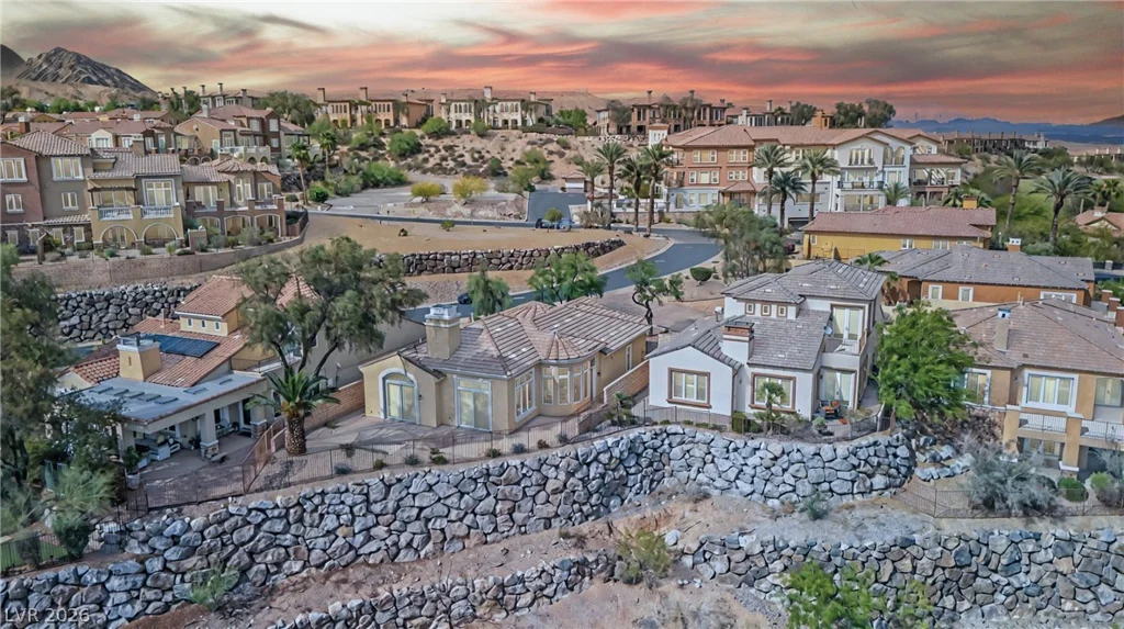 32 Cerchio Basso, Henderson, NV 89011