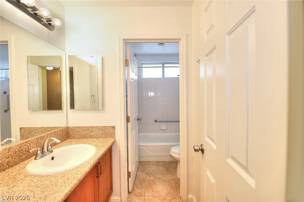 4043 Beauty Secret, North Las Vegas, NV 89032