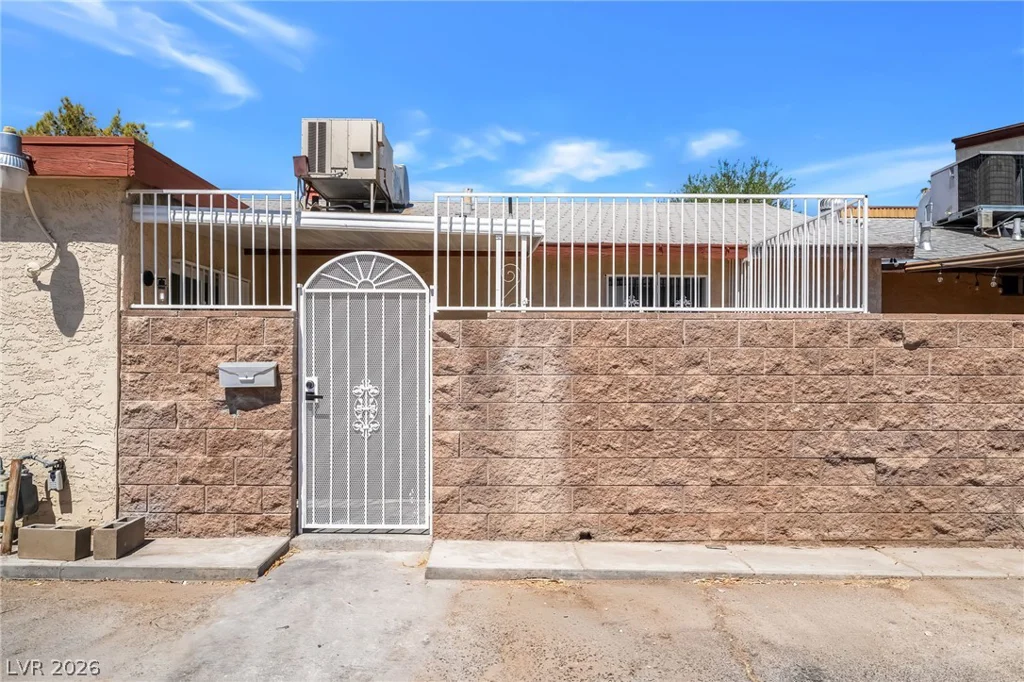 3975 Torsby, Las Vegas, NV 89119