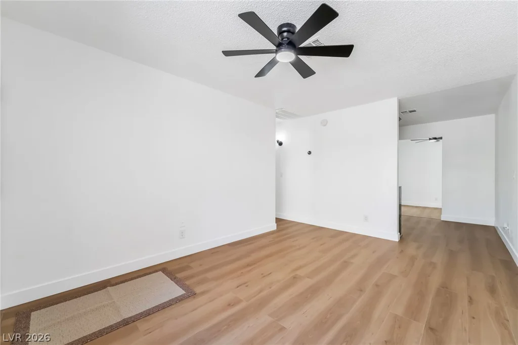 3975 Torsby, Las Vegas, NV 89119