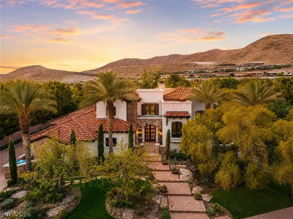 21 Olympia Hills, Las Vegas, NV 89141