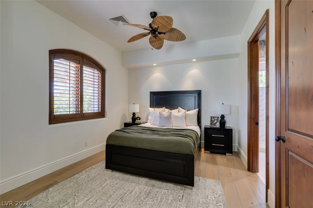 21 Olympia Hills, Las Vegas, NV 89141