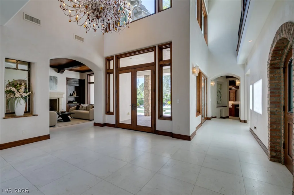 21 Olympia Hills, Las Vegas, NV 89141