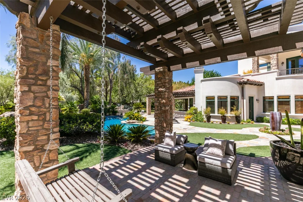 21 Olympia Hills, Las Vegas, NV 89141