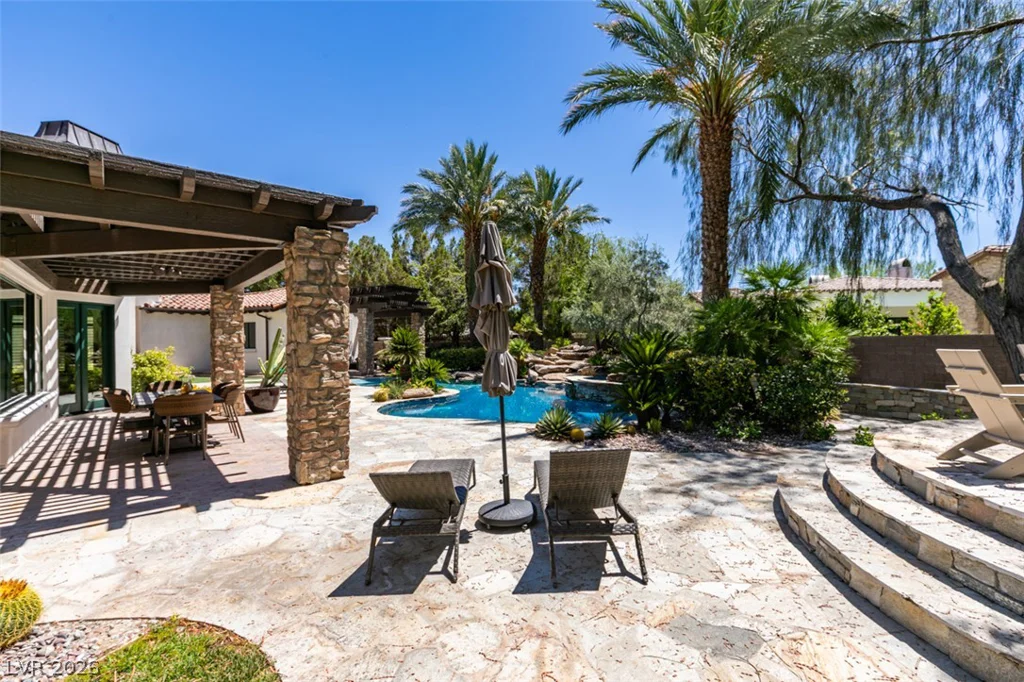21 Olympia Hills, Las Vegas, NV 89141