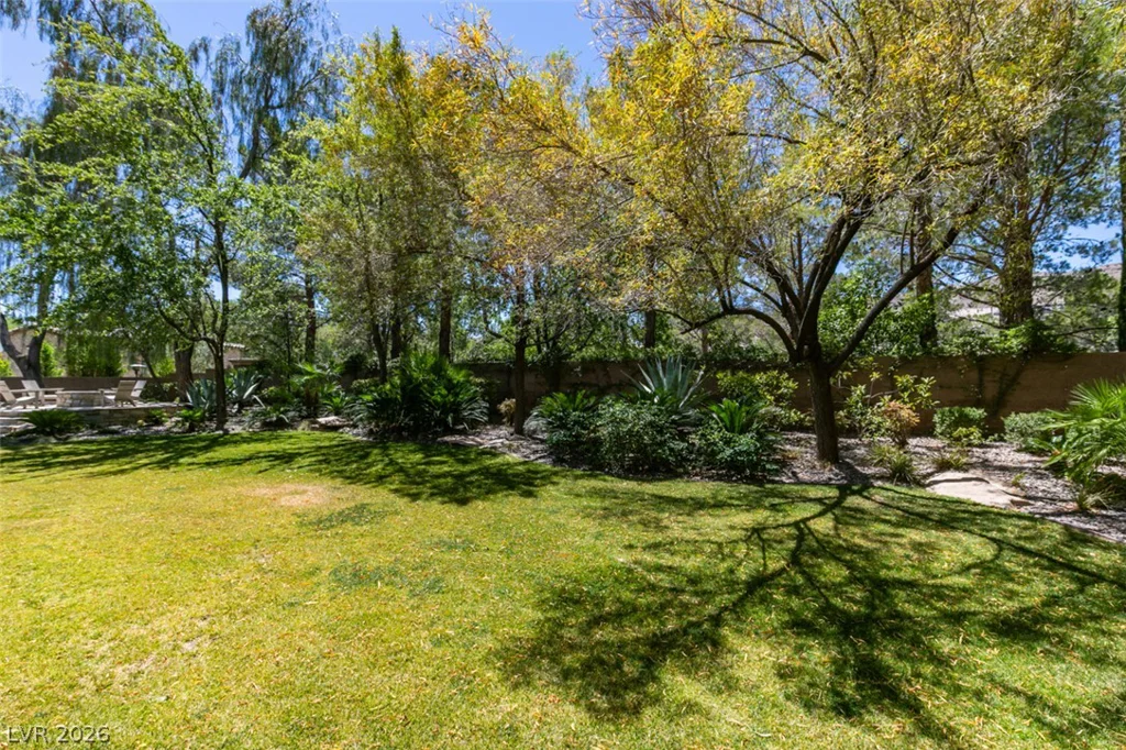 21 Olympia Hills, Las Vegas, NV 89141