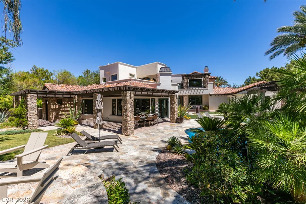 21 Olympia Hills, Las Vegas, NV 89141