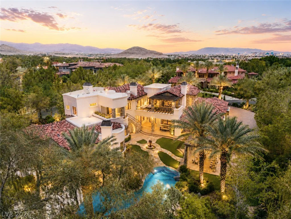 21 Olympia Hills, Las Vegas, NV 89141