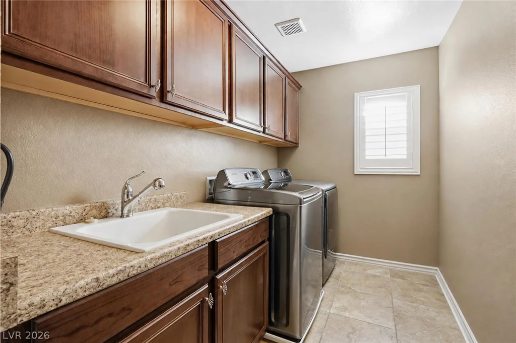 3141 Valadon, Henderson, NV 89044